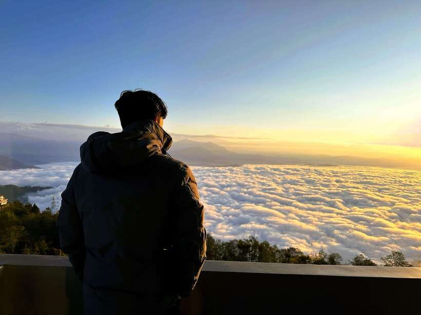 Kathmandu: Nagarkot Sunrise & Hiking to Changunarayan - Walk versus car: choose the morning that fits your body