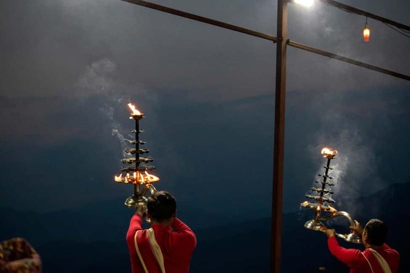 Kathmandu: Pashupatinath Evening Aarati Tour Private/Group - How the 2 to 3 Hours Flow From Thamel to the River