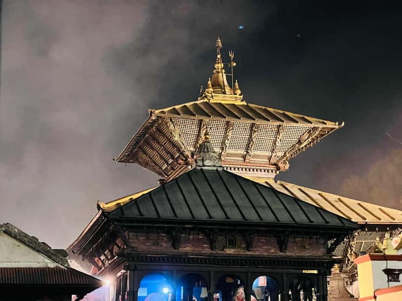 Kathmandu: Pashupatinath Evening Aarati Tour Private/Group - The Big Moment at 6 pm: Evening Aarati on the Bagmati