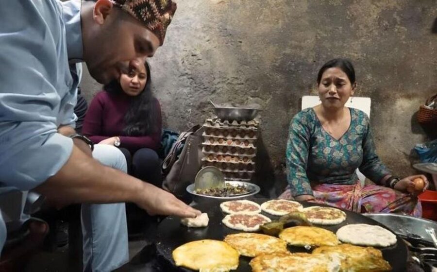 Kathmandu Secret Food Crawl & Local Market Tour - How full will you get, and what to watch for with pace