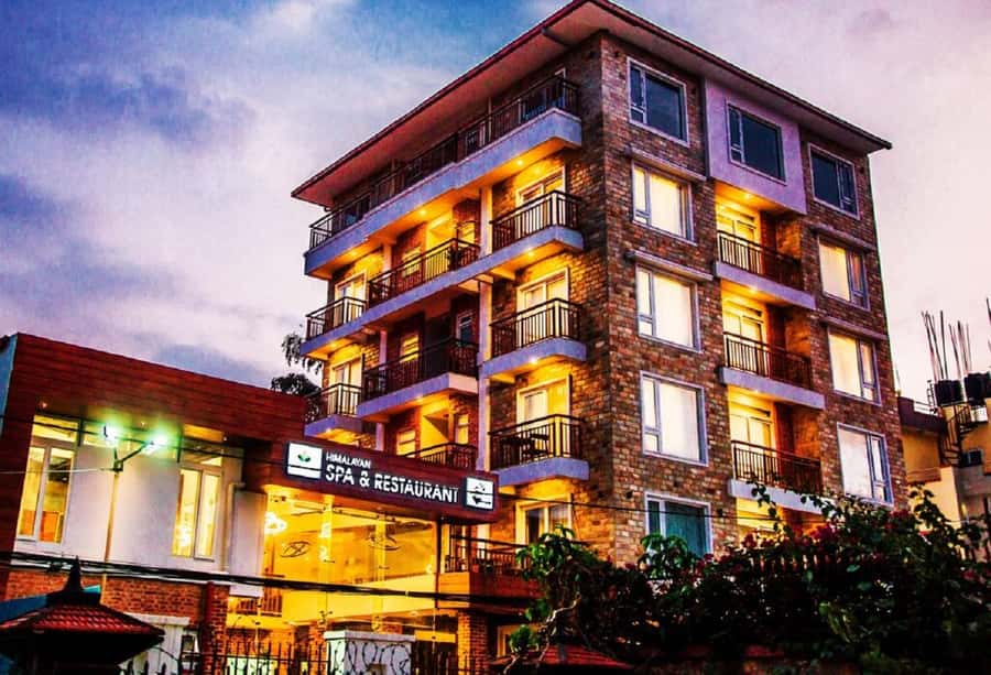 Kathmandu: Spa Package with Massage, Facial and Bath - Bath time: sauna, steam, and jacuzzi on a shared basis
