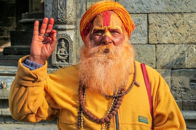 Kathmandu Spiritual Sites: Bodhnath & Pashupatinath Tour - The evening aarti ritual at Pashupatinath Temple