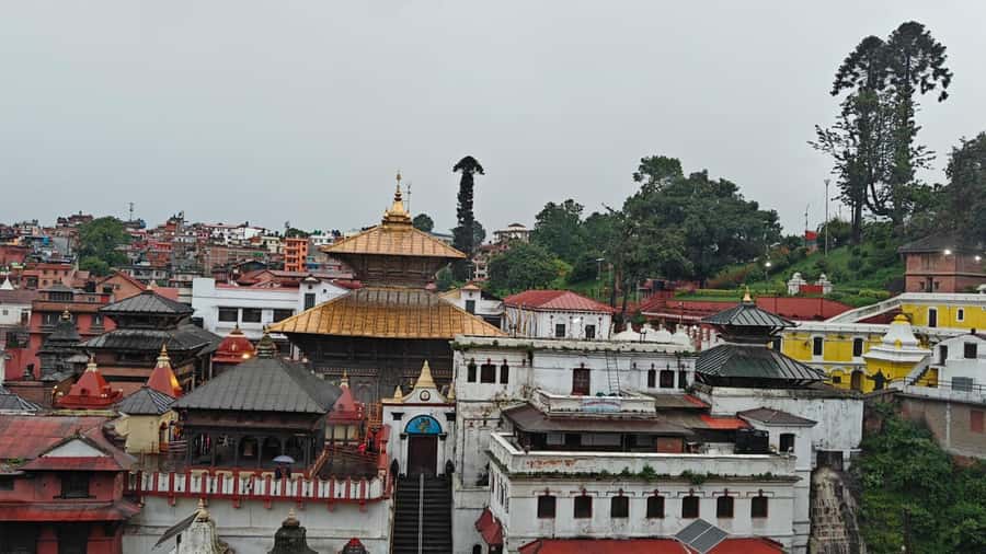 Kathmandu: UNESCO Heritage Day Tour with Private Guide - Pashupatinath Temple by the holy Bagmati River to close the loop