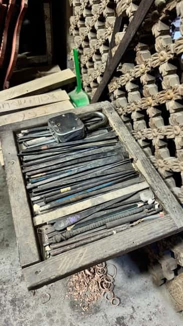 Kathmandu: Wood Carving Workshop with Local Artisan (Thamel) - What to bring, what to expect in the room, and how to get the best results