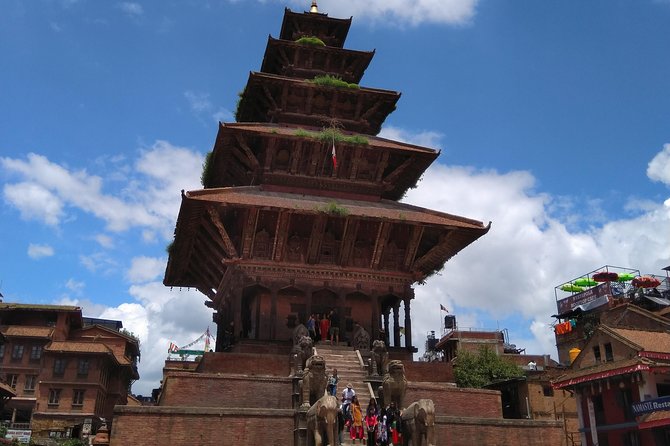 Kathmandu World Heritage Sites Tour Sightseeing - Pashupatinath Temple: Shiva, monkeys, and the Bagmati River