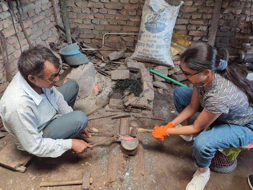 Knife Khukuri Making Workshop - Getting to the workshop and meeting the craftsman