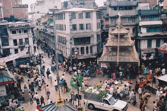 Local Bazaar Walking Tour in Kathmandu with Professional Guide - Price and logistics: what your $100 actually covers