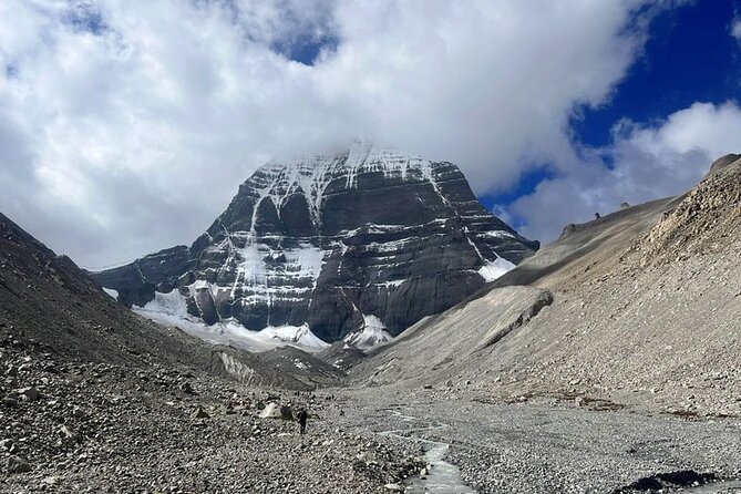 Luxury Kailash Mansarovar Yatra - 15 days - Patan, Pashupatinath, and Boudhanath before you head north
