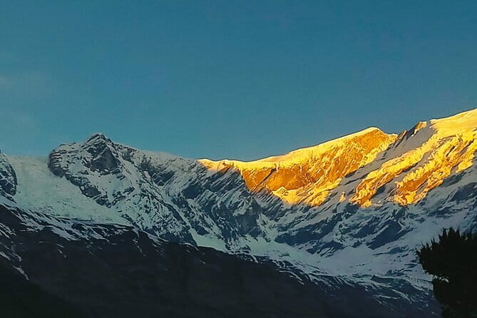 Manaslu Circuit Trek to the Beauty of 8th Highest Mountain - The Larkya La pass day: how to plan your energy