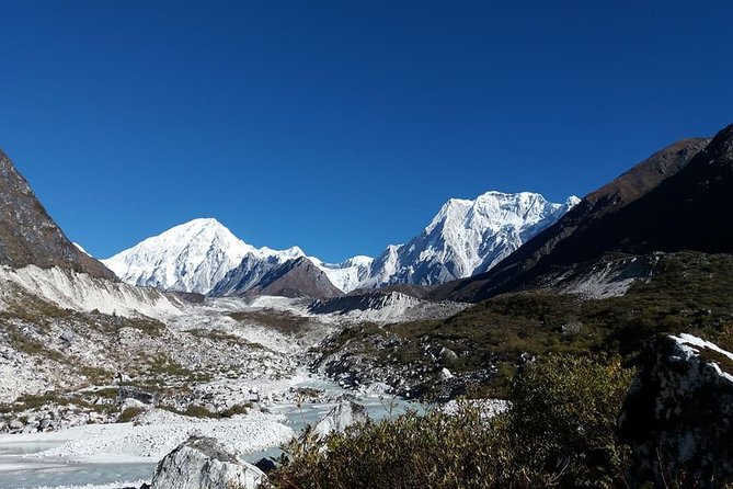 Manaslu Trek with Larke Pass - Permits and a licensed guide: the real meaning of the Manaslu restricted region