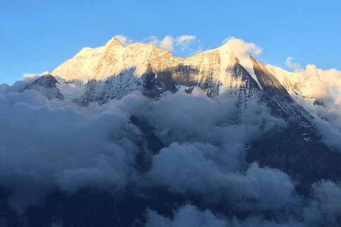 Manaslu Trek with Larke Pass - Entering Tibetan-style country: Bagarchhap to Namrung