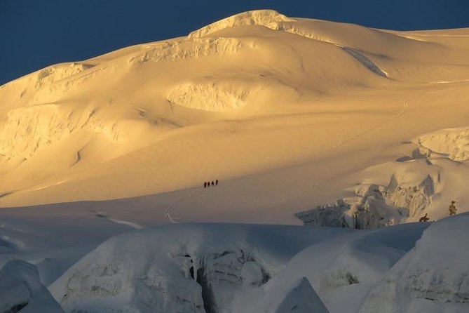 Mera Peak Expedition - 20 Days - Khare acclimatization and moving into expedition mode