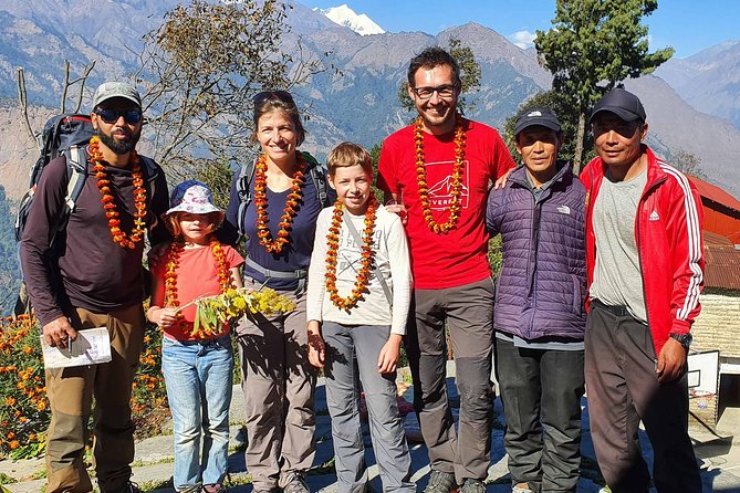 Mohare Danda Trek - Gear and safety: included warmth and support tools