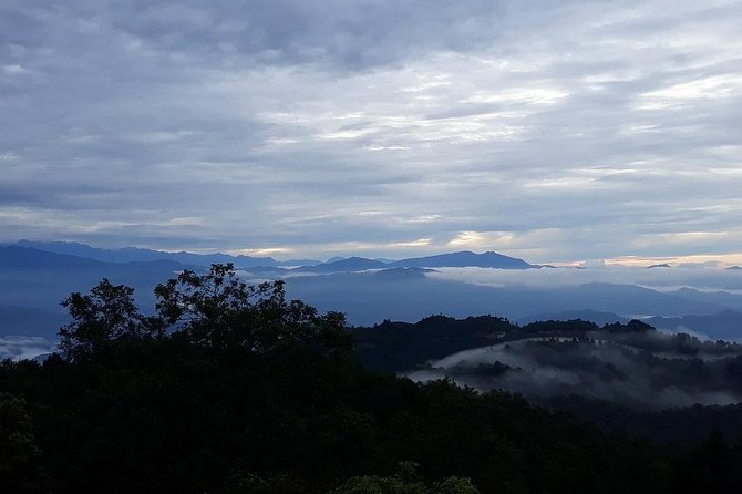 Nagarkot Sunrise View & Day Hike to Changunarayan from Kathmandu - Buddha Peace Park Hiking Trail: A short reset from the road