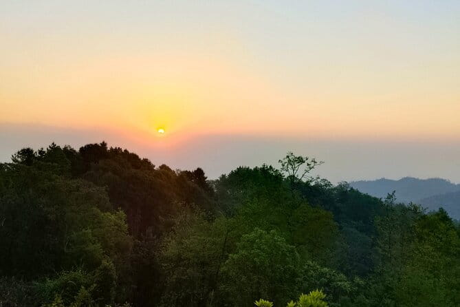 Nagarkot Sunrise View & Day Hiking with Lunch - Private/Group - Kathmandu transfers and a smooth 8-hour day