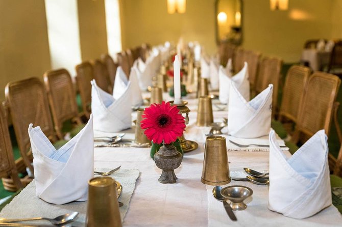 Nepali Dinner with Cultural Show in Kathmandu - Dinner at 6pm in Kathmandu: why this time slot works
