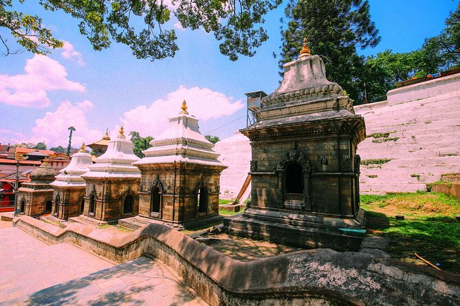 Pashupatinath Temple, Hindu Crematorium and Aarati in-depth Tour - Pickup, private transport, and the practical flow of a half-day