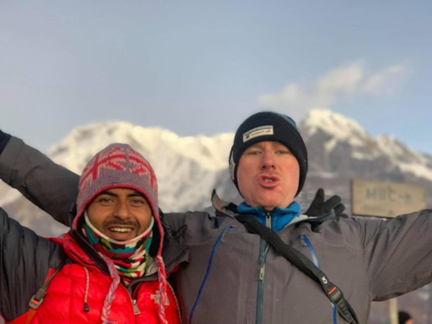 Pokhara: 3-Day Ghorepani, Poon Hill and Ghandruk Guided Trek - Guides, pace, and why a private group helps