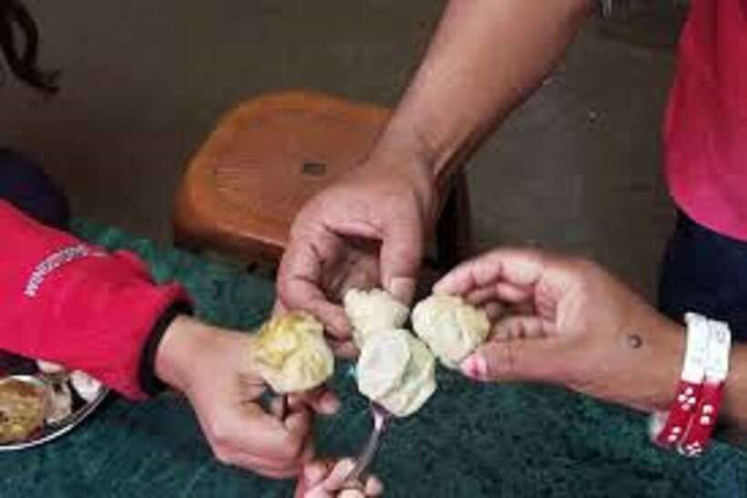 Pokhara: 3 Hour MoMo cooking class - Step 6: Steaming the Momos Until Tender