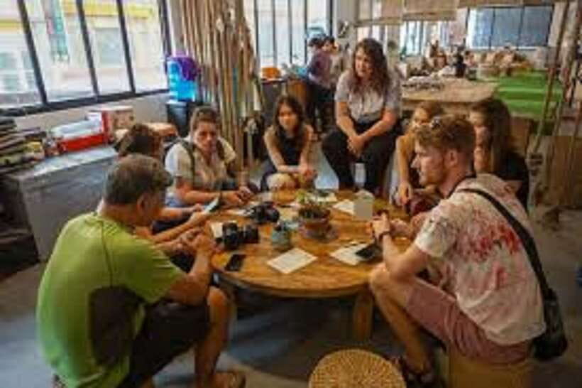Pokhara: 3 Hour MoMo cooking class - Meeting in Pokhara, Getting to the Café Kitchen Smoothly