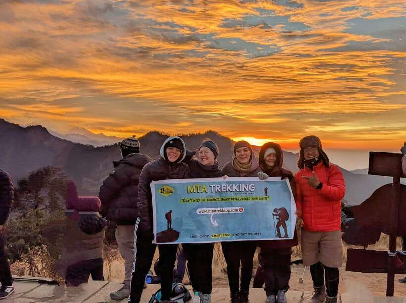 Pokhara: 4-Day Poon Hill and Ghandruk Guided Trek - Timing your trip: spring and autumn are the easy choices