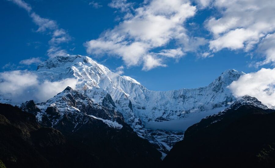 Pokhara: Amazing 7-Day ABC Trek with Natural Hot Spring - Day 6: Sinuwa to Jhinu Dada Hot Spring, natural soak at 1,600m