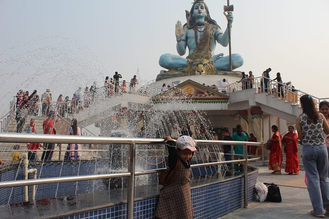 Pokhara: Budget Unguided Tour By Sharing Bus - Bindhyabashini Temple: Hundreds of Stairs and the Annapurna Line
