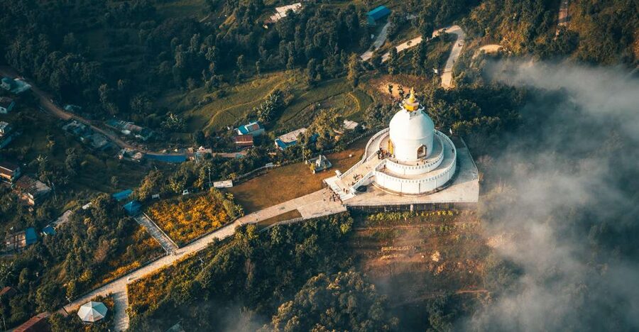 Pokhara Day Bus Sightseeing 8 points - Pokhara Lakeside: the 30-minute warm-up