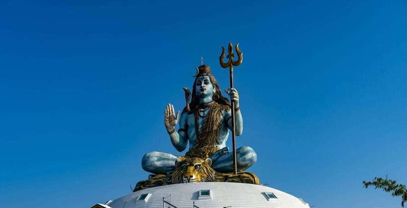 Pokhara: Full-Day Sharing Bus Tour on 7 Iconic Destination - Bat Cave and Cave Creatures: Plan for the Physical Reality