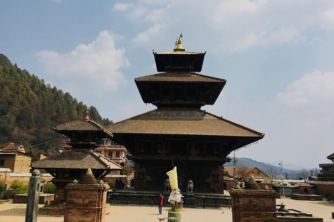 Private Day Tour in Kathmandu Valley Rim with Bhaktapur Sightseeing - Changu Narayan Temple, the Hilltop Stop You Shouldn’t Skip