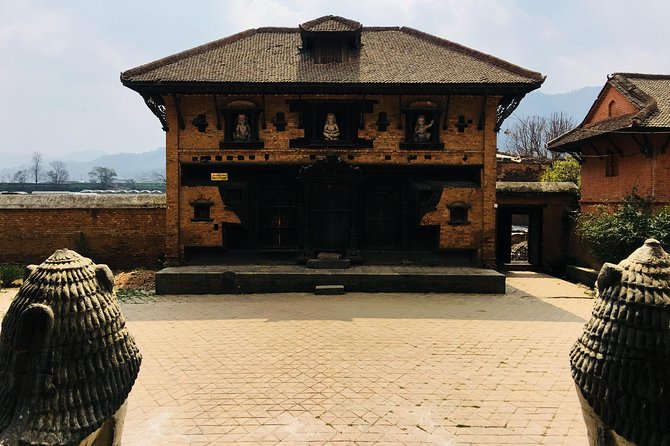 Private Day Tour in Kathmandu Valley Rim with Bhaktapur Sightseeing - Kailashnath Mahadev Statue in Sanga, a Huge Shiva Landmark