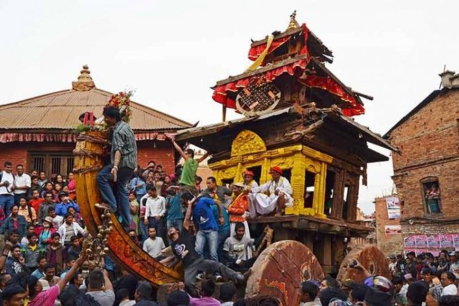 Private Day Tour: Patan and Bhaktapur from Kathmandu - Lunch time in Bhaktapur: plan for it, because food isn’t included