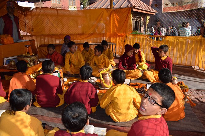 Private Half Day Budhanilkantha Tour - Stop 2: The main Budhanilakantha experience and live pujas (about 1 hour)