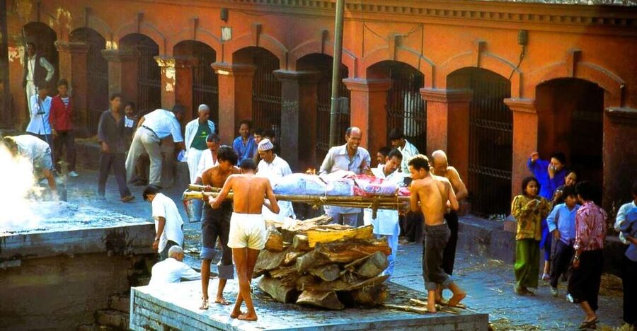 Sacred Pashupatinath: Aarati,Cremation Rites & Boudha Stupa - What to bring and how to behave at sacred sites