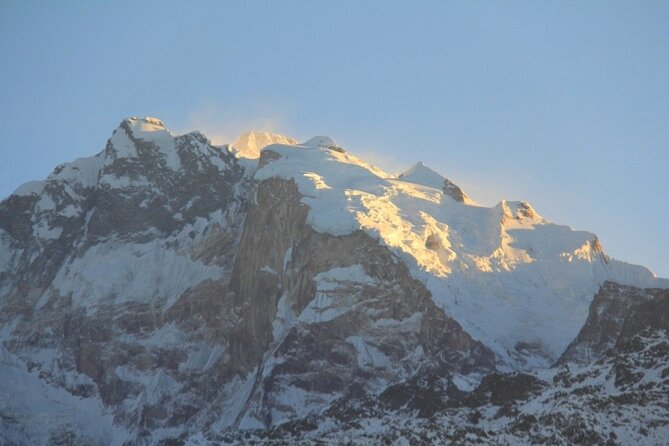 Short Annapurna Base Camp Trek - 7 Days - Trekking with a guide and porter team that actually helps