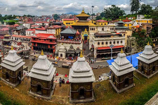 UNESCO World Heritage Sightseeing Tour in Kathmandu - 5 Days - Arriving in Kathmandu: Airport Pickup and That First Welcome