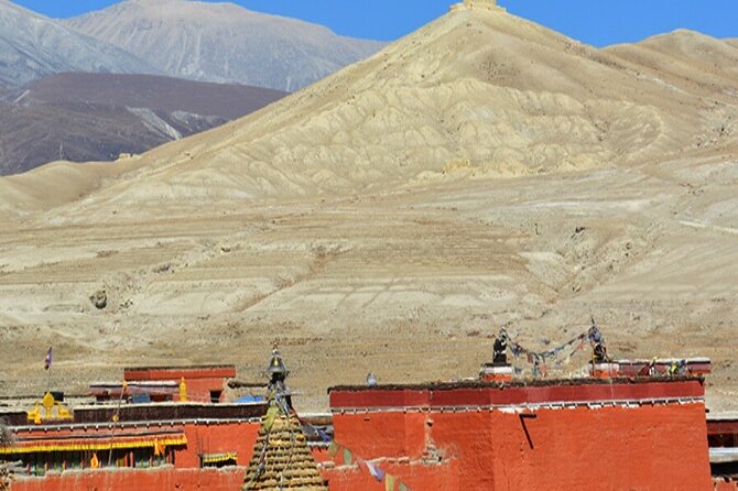 Upper Mustang Trek - 13 Days - Trek Segment 2: Taklam La Pass Views and Cave Country on Day 4
